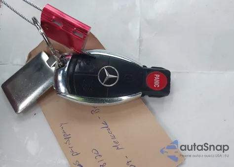 2009 Mercedes-Benz C 300 Luxury 4Matic/Sport 4Matic из США, поврежденный, VIN WDDGF81X49R058120